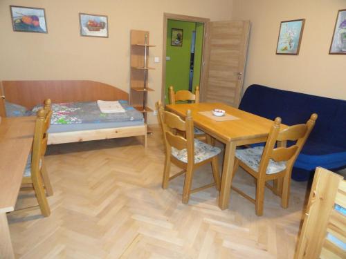 Flatta - Duży pokój (13)