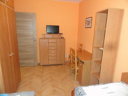 Flatta - mały pokój (11)
